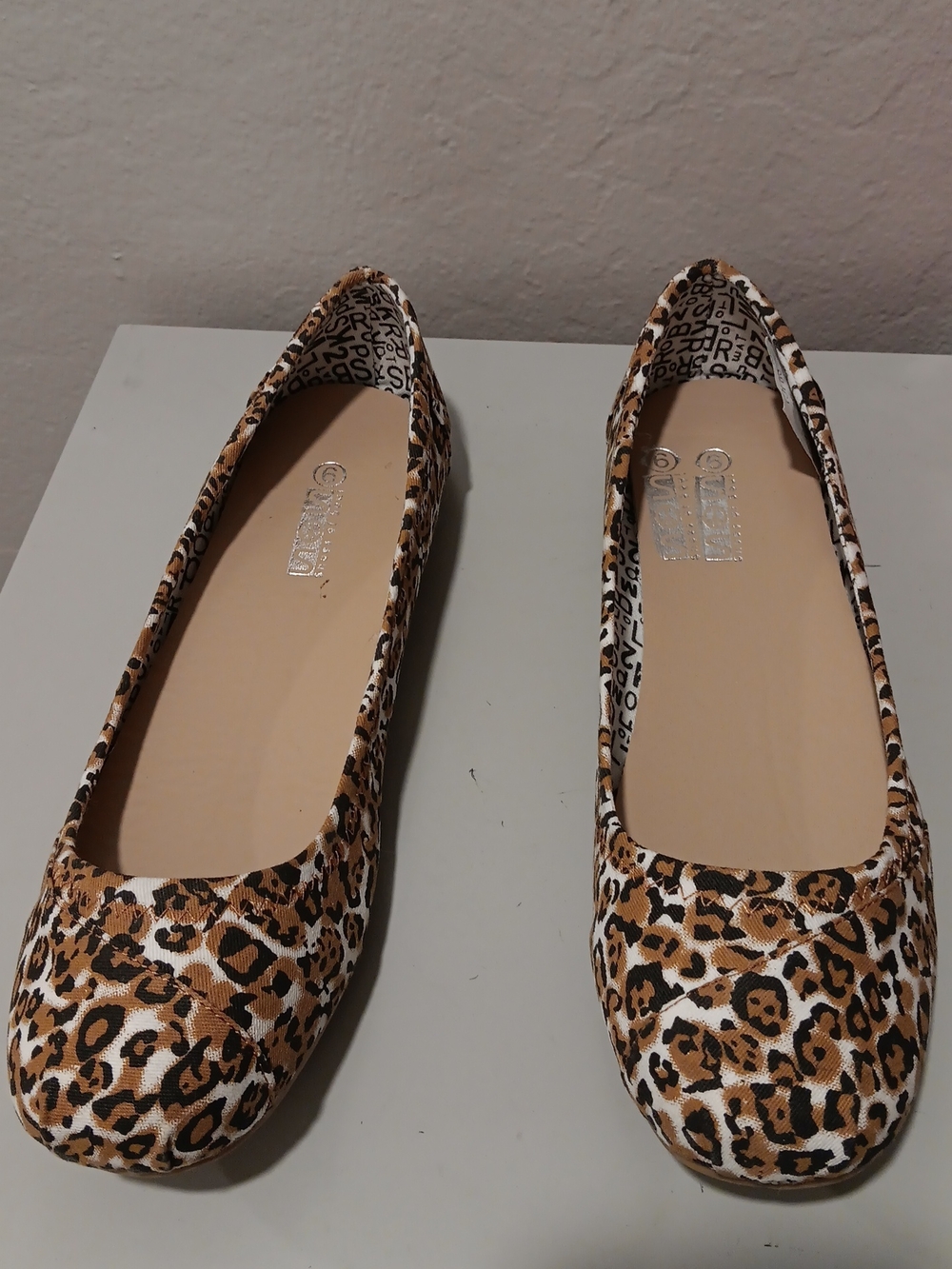 Leopard Print Flats nwt